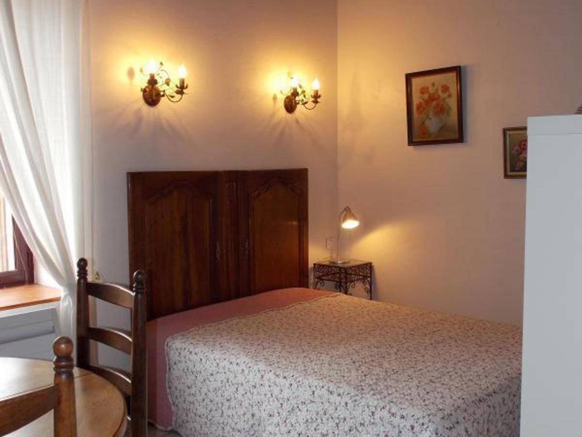 Gîte Neuvy, 1 pièce, 2 personnes - FR-1-489-213 Neuvy  Extérieur photo